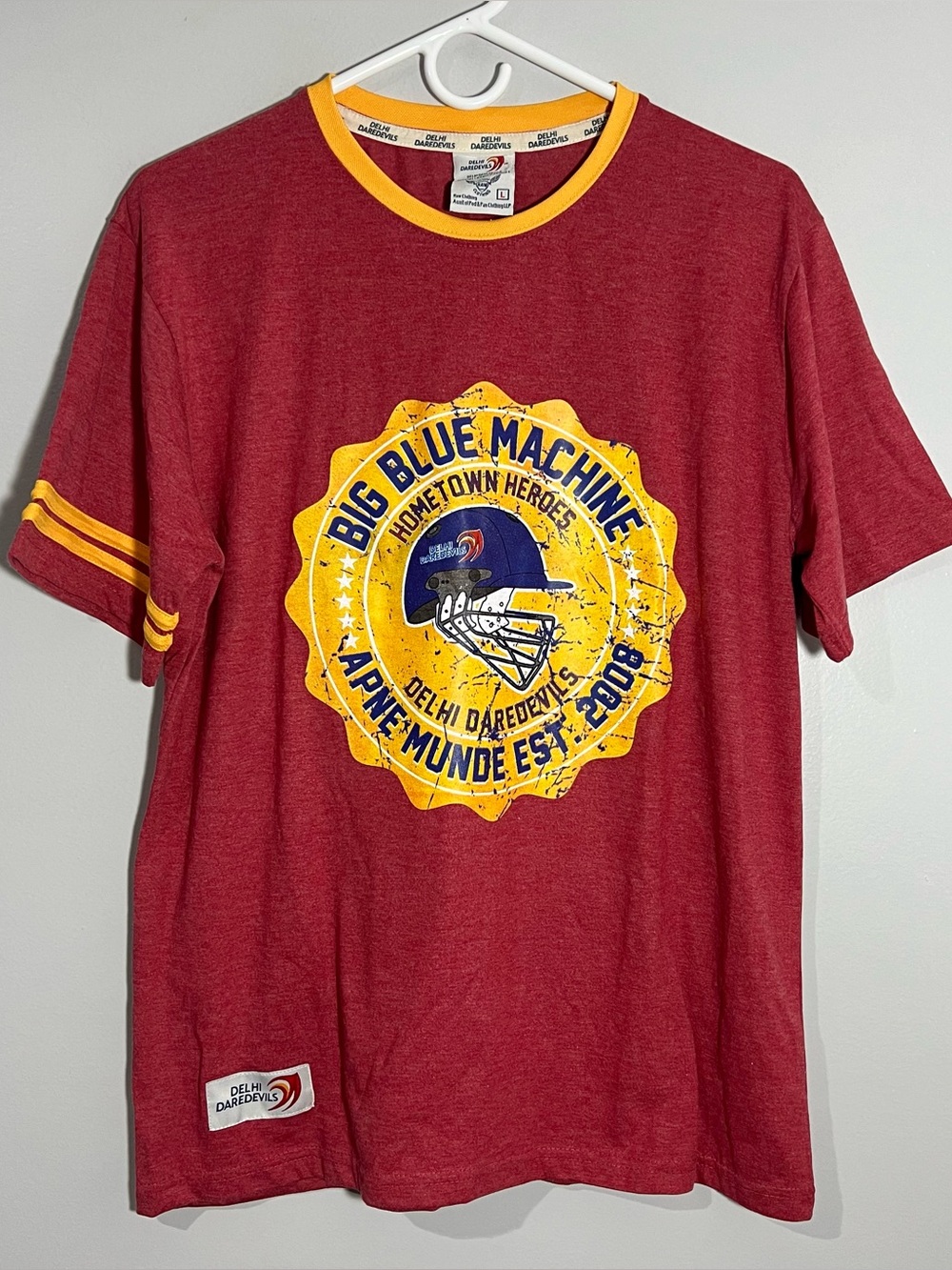 Delhi Daredevils Cricket Big Blue Machine Red Yellow T-Shirt Men’s Large